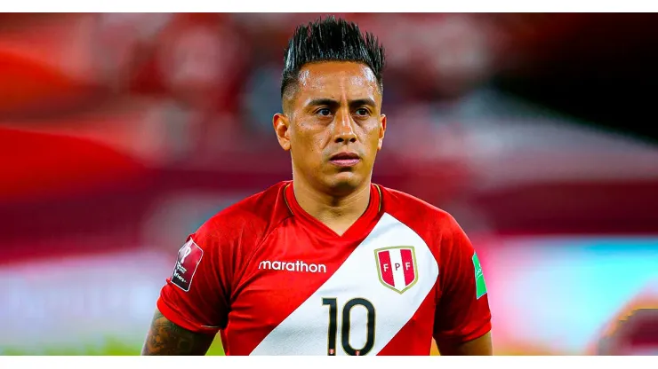 Christian Cueva jugando para Perú.
