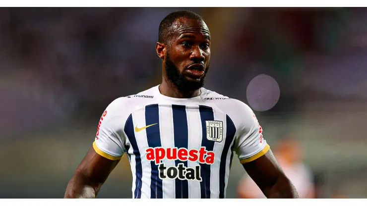 Cecilio Waterman en Alianza Lima.
