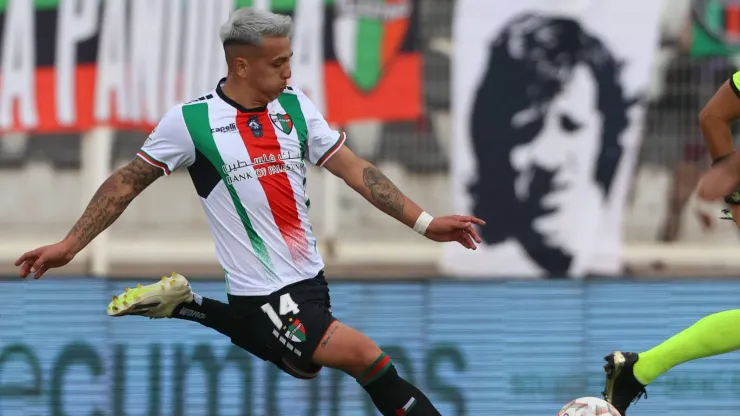 Joe Abrigo, volante de Palestino de Chile. Foto: IMAGO.
