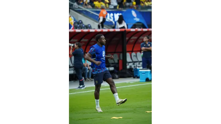 Yeboah vuelve a comenzar como titular en Ecuador