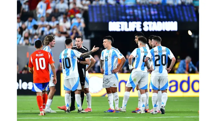 Matonte fue el árbitro de Argentina vs Chile en el comienzo de la Copa América (Foto: Imago)