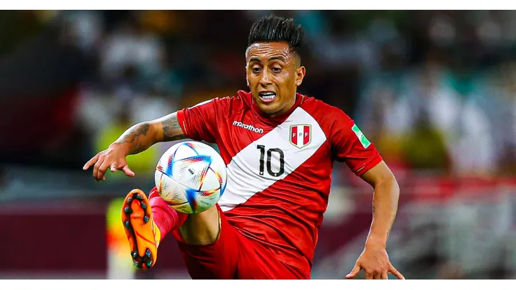 Christian Cueva jugando para Perú.
