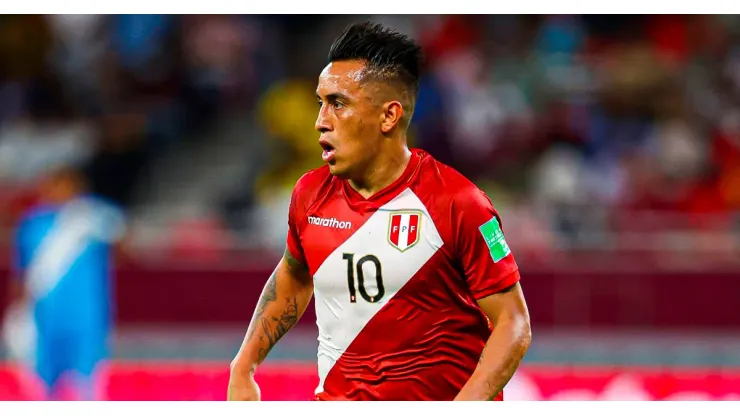 Christian Cueva jugando para Perú.
