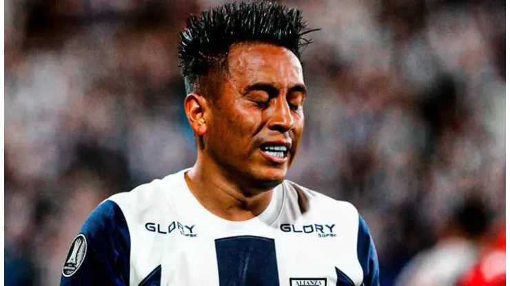 Christian Cueva fue ampayado en fiesta pública
