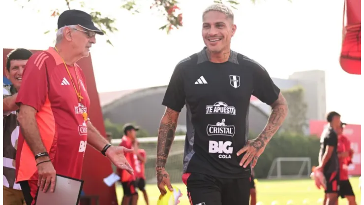 Jorge Fossati defiende convocatoria de Paolo Guerrero
