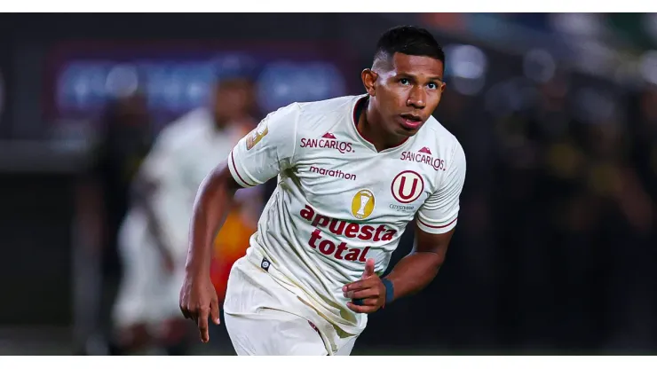 Edison Flores, jugador de Universitario de Perú.
