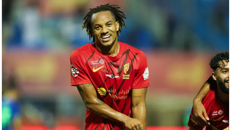 André Carrillo está descartado por Al-Qadisiya
