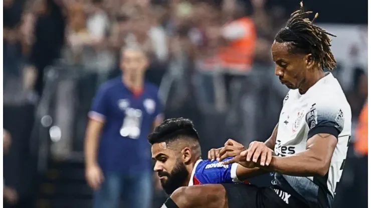 André Carrillo destaca en posición insólita con Corinthians
