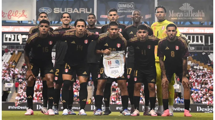 Dos jugadores que hoy matan por la Selección Peruana
