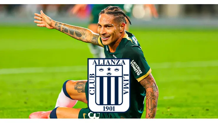 Paolo Guerrero jugando para Alianza Lima.
