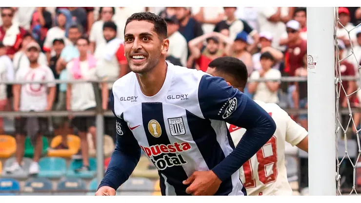 Pablo Sabbag jugando con Alianza Lima.
