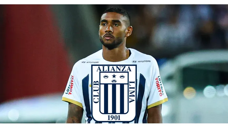 Aldair Fuentes jugando en Alianza Lima.
