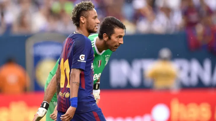 Buffon se deshizo en elogios a Neymar. 
