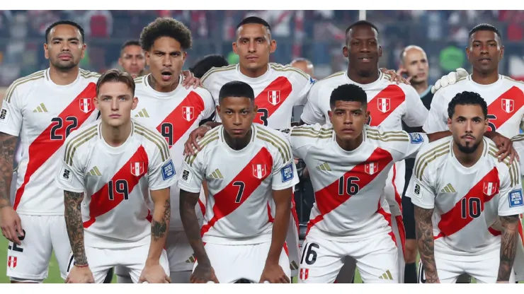 11 oficial de Perú vs. Argentina.
