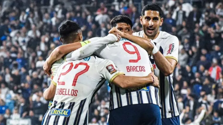 Regresa a Alianza Lima para derrotar a su hermano
