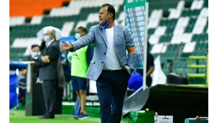 Juan Reynoso fue el mejor entrenador de la fase regular de la Liga MX
