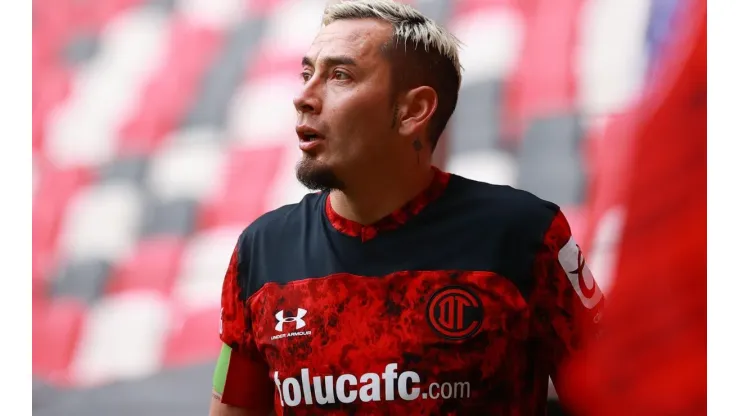 Toluca confirmó que Rubens Sambueza se queda con los Diablos para el Apertura 2021.
