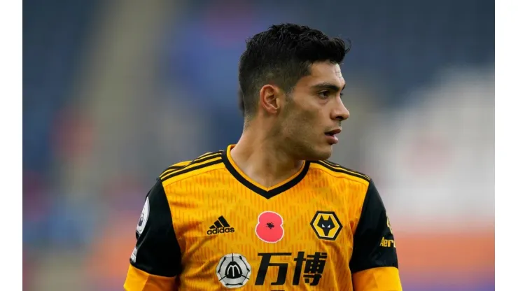 Raúl Jiménez regresa a las canchas con el Wolverhampton vs Alexandra Crewe
