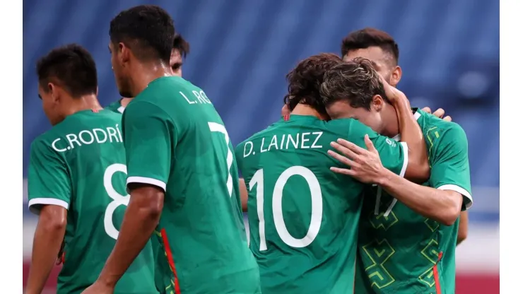 Córdova anotó de penal y asistió para el segundo gol ante Japón.
