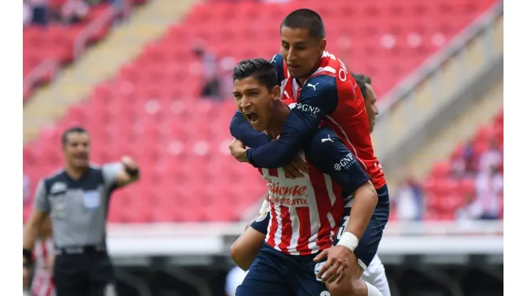 Chivas de Guadalajara buscará recomponerse frente a Santos Laguna
