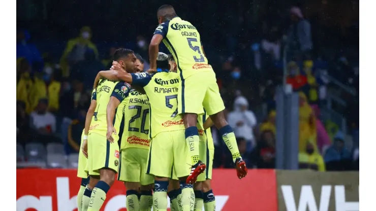 Festejo del América tras el 1-0 que anotó Richard Sánchez ante el Philadelphia Union.
