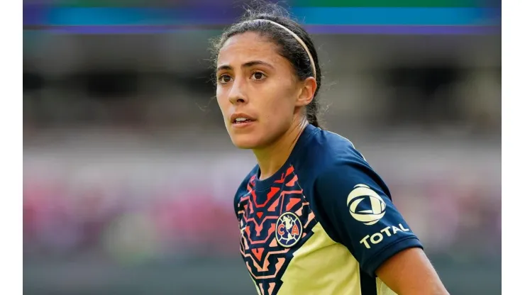 Eva González se siente feliz de estar en América
