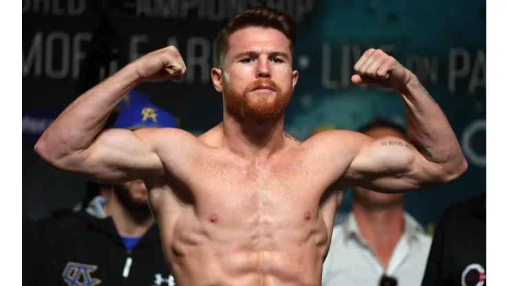 Canelo Álvarez muestra todo su poder de cara a enfrentar a Caleb Plant.
