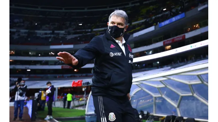 Gerardo Martino en el estadio Azteca ante Canadá.
