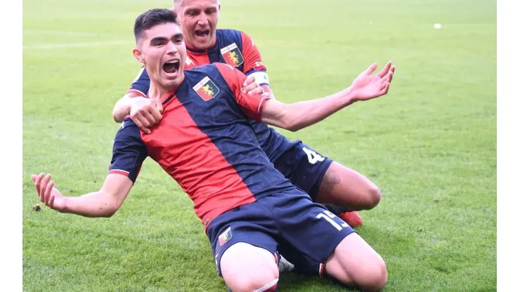 La crítica del DT de Genoa para Johan Vásquez