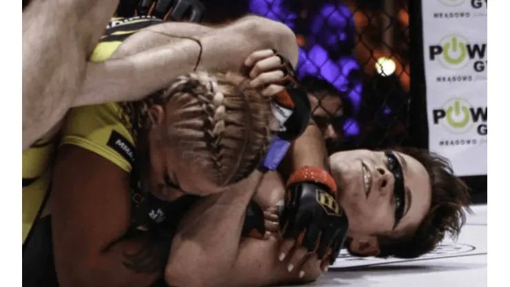 La pelea de MMA entre una mujer y un hombre que generó una polémica mundial