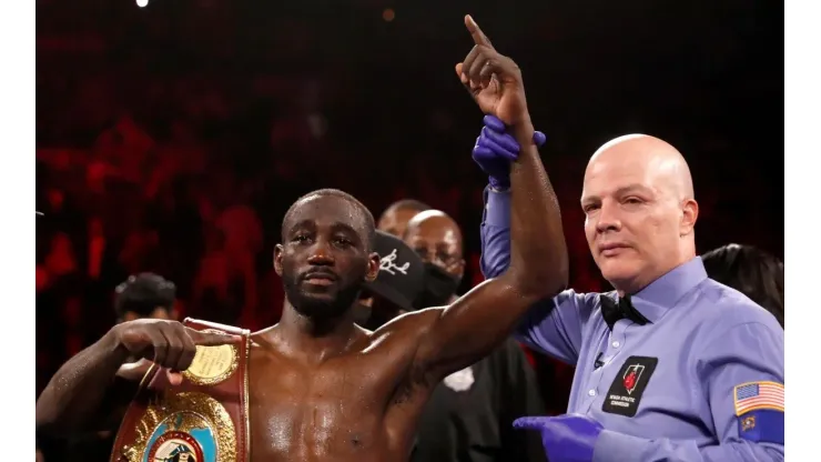 El campeón mundial que subió a abrazar a Terence Crawford tras su nocaut a Porter