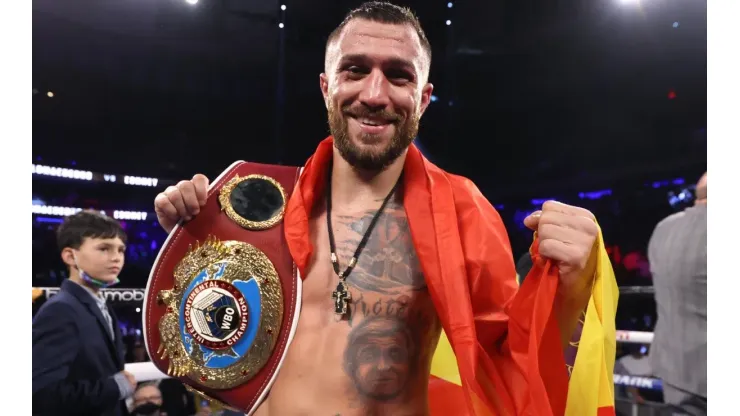 Lomachenko quiere a Kambosos en el 2022
