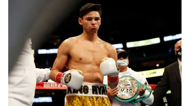 Ryan Garcia destruyó a Isaac Cruz.
