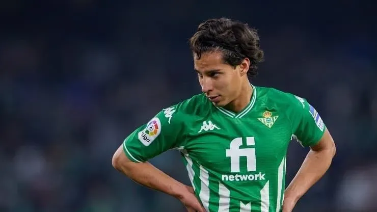 Lainez lleva ocho partidos en la temporada (Getty images)