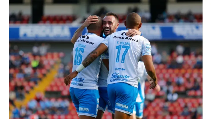 ¡A paso firme! Puebla venció a Querétaro y sigue líder