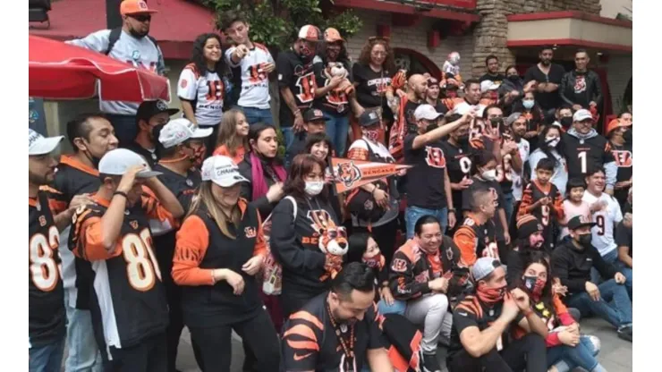 Fans de Bengals disfrutando de su gran día en CDMX. (Foto: Bolavip México)
