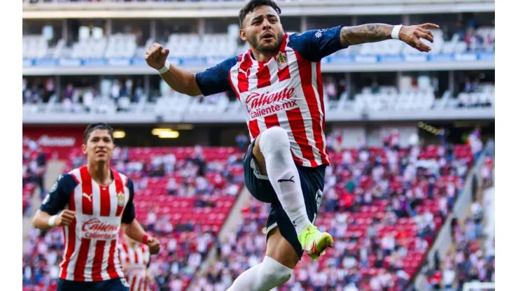 Alexis Vega es el goleador de Chivas en el Clausura 2022.
