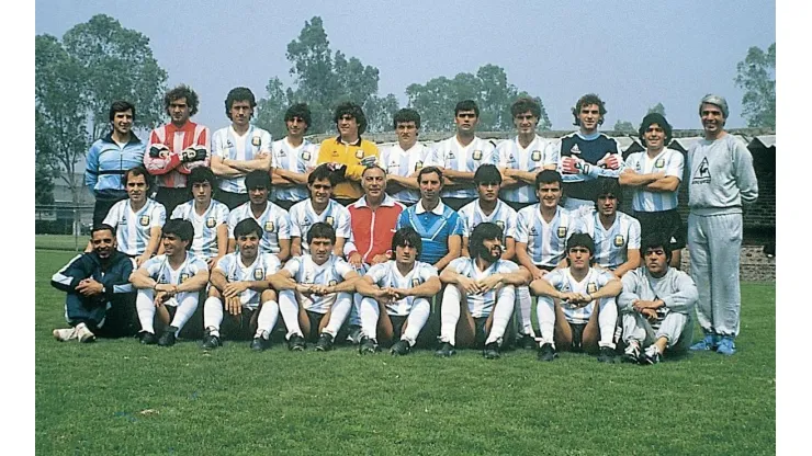 La selección mexicana del Mundial de 1986 en las instalaciones del Club América.
