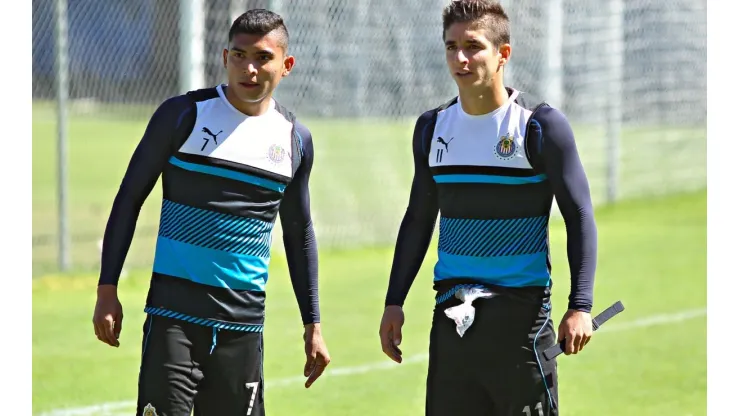 Pineda y Brizuela, juntos en su estadía con Chivas.
