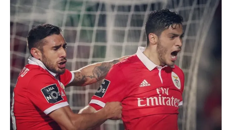 Raúl Jiménez y Toto Salvio con el Benfica 2016
