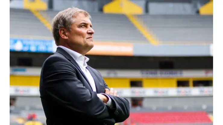 Diego Aguirre en la visita al Atlas en el estadio Jalisco.
