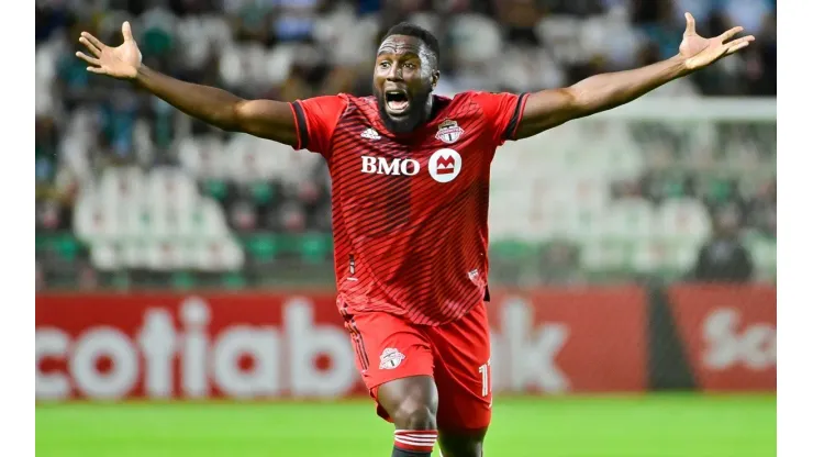 Altidore celebra un gol con Toronto.
