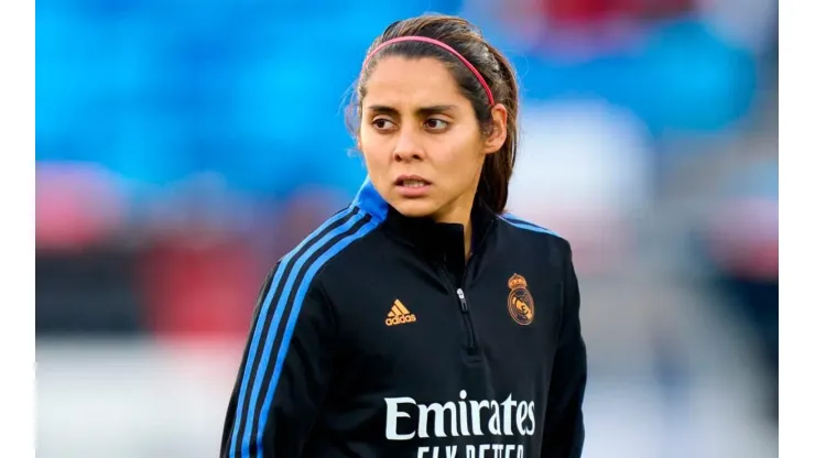 Kenti Robles vuelve a recibir un mimo del Real Madrid