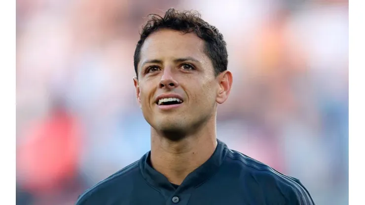 "Ni pagando jugarías para ellos": La crítica de David Faitelson a Chicharito Hernández