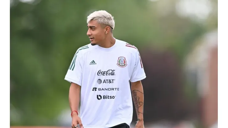 Julián Araujo Selección mexicana 2022
