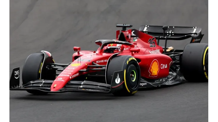 Ferrari amenaza a Red Bull y se ilusiona con el título de F1