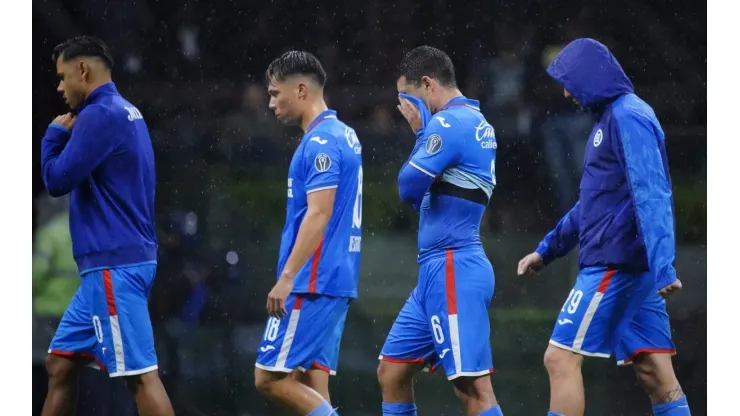 Jugadores de Cruz Azul tras el 7-0 ante América.
