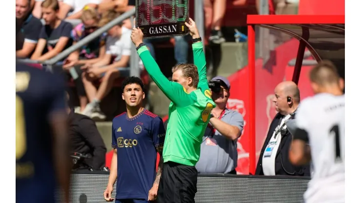 Jorge Sánchez hizo su debut en Ajax y fue con victoria ante Utrecht