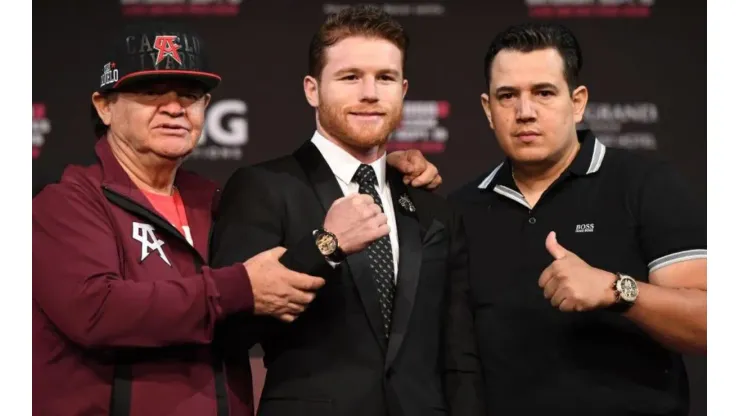 Chepo Reynoso defiende a Canelo Álvarez de los mexicanos que lo critican.
