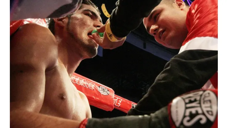 El Zurdo Ramírez y una declaración sobre Dmitry Bivol que causará risas en el boxeo.
